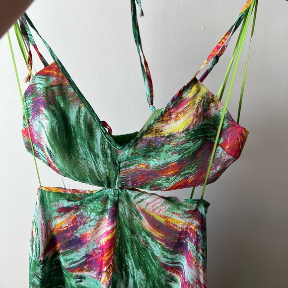 Tropical dress - Picture 3 of 3